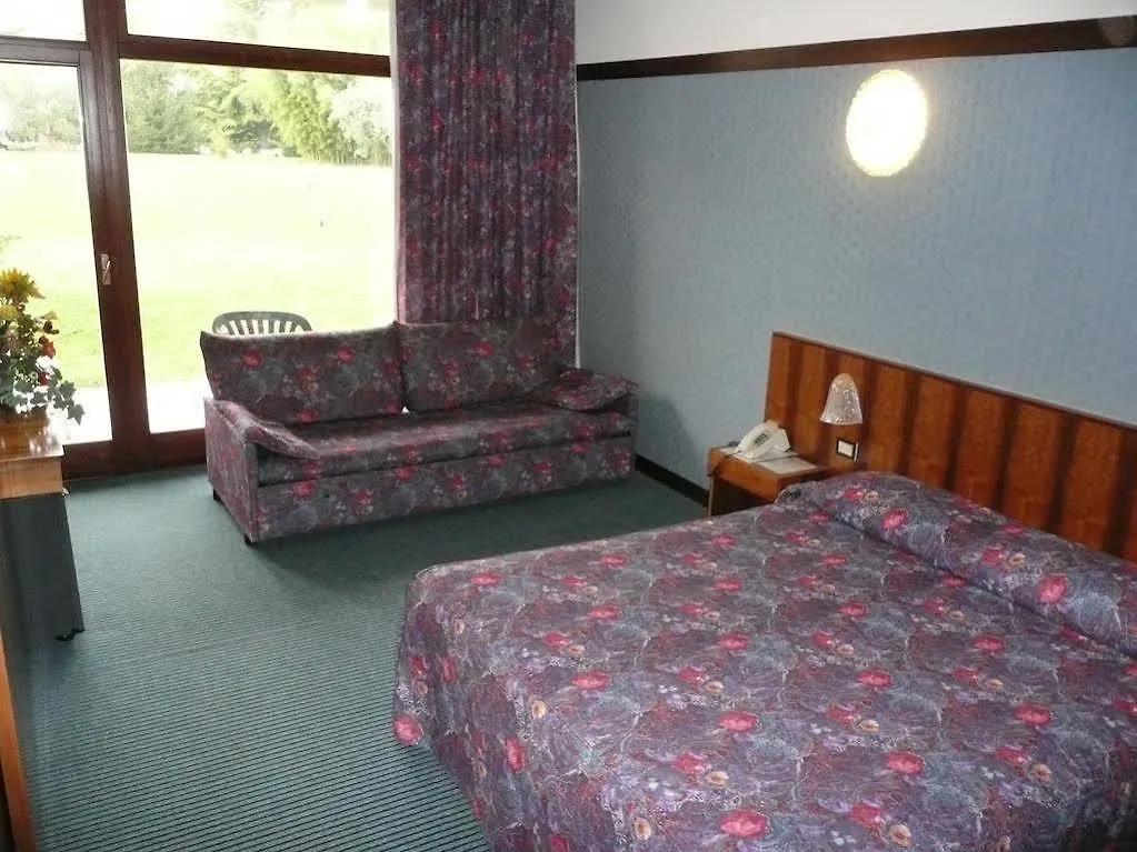Park Hotel Oasi Garda  Garda (Verona)